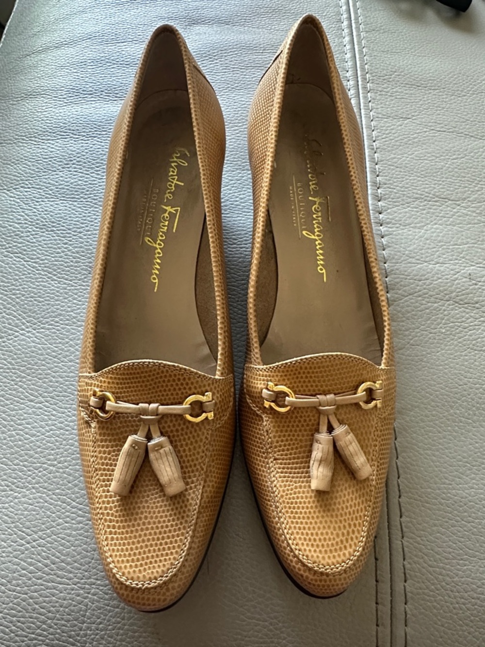Vintage Salvatore Ferragamo Camel Tan Leather Tassel Loafers with Gold Hardware